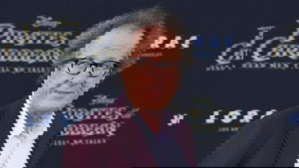 Geoffrey Rush: L’attore vivrebbe in gravi condizioni psicologiche dopo le accuse di molestie