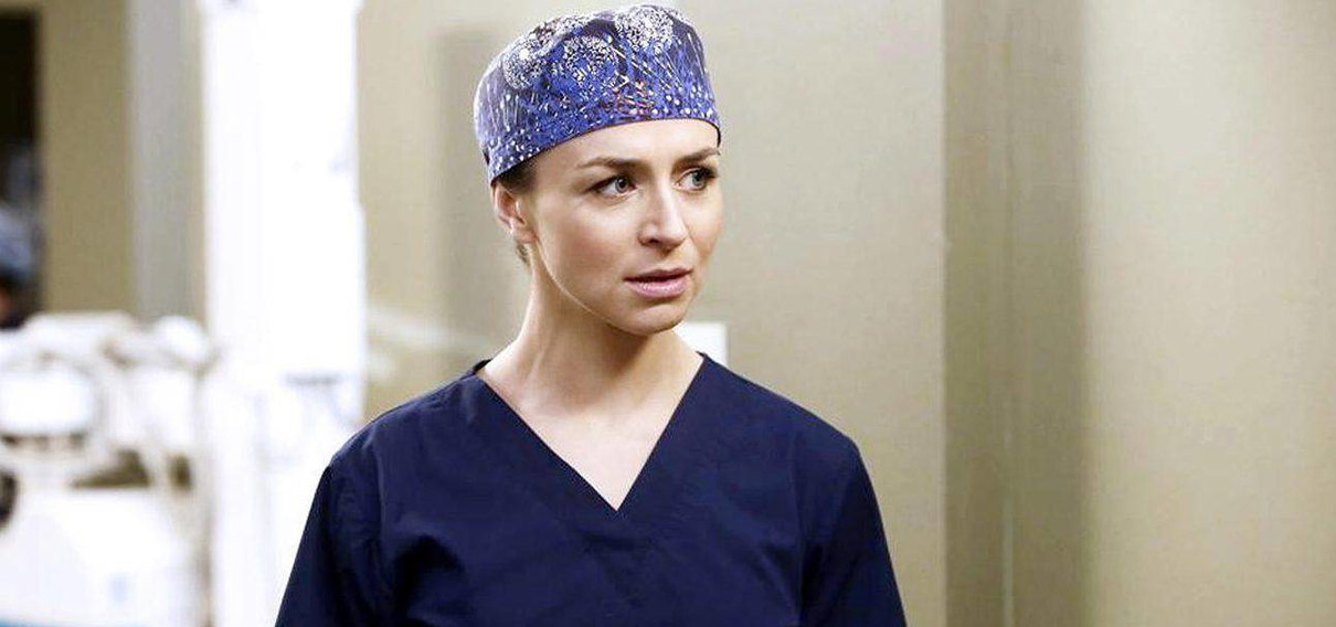 Grey’s Anatomy 15: Caterina Scorsone, il segreto di Teddy e il nuovo amore di Meredith article-post