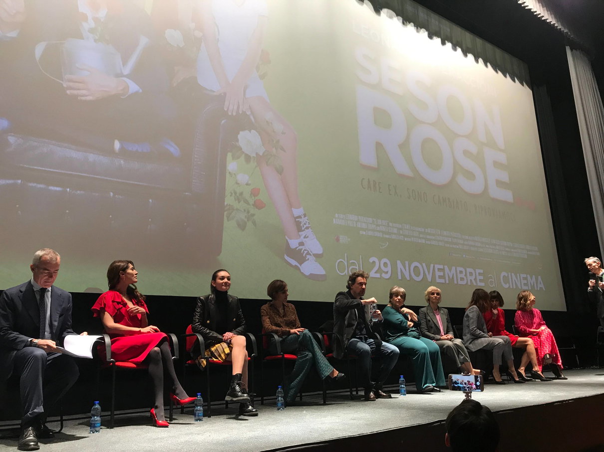 Se Son Rose: Leonardo Pieraccioni presenta il film “Ultima commedia romantica, è l’amore per i figli il più importante” article-post