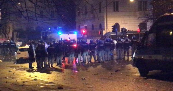 Scontri tra tifosi e polizia alla festa per i 119 anni della Lazio
