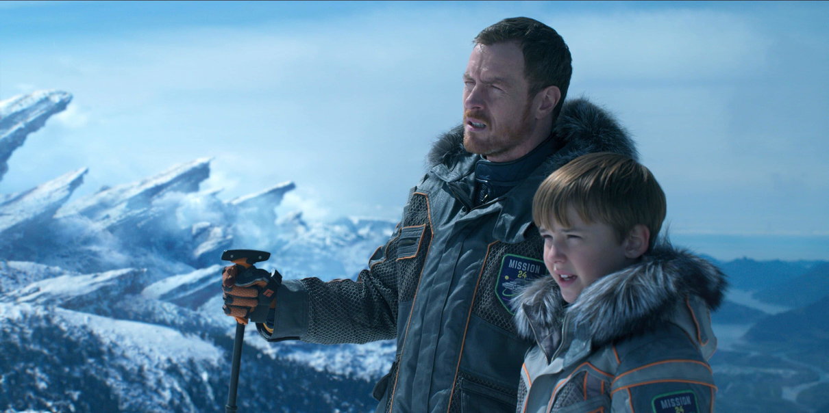 Every family is LOST IN SPACE. 4 buone ragioni per vedere la serie Netflix | RECENSIONE article-post