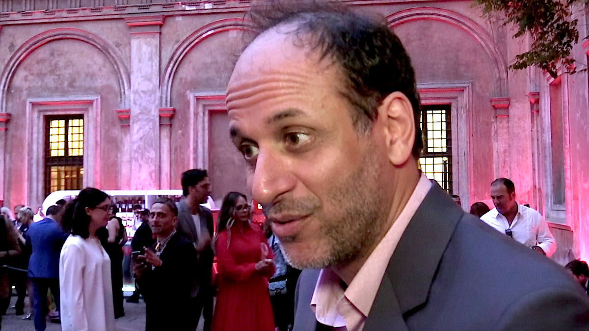 Suspiria: Luca Guadagnino speranzoso “Portarlo a Venezia? È casa mia” | ESCLUSIVA article-post
