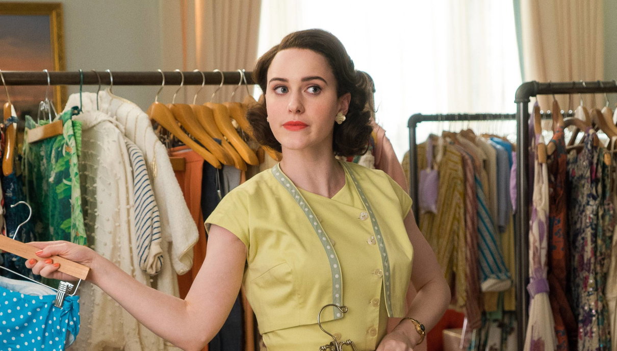 The Marvelous Mrs Maisel 2: La recensione della premiere article-post