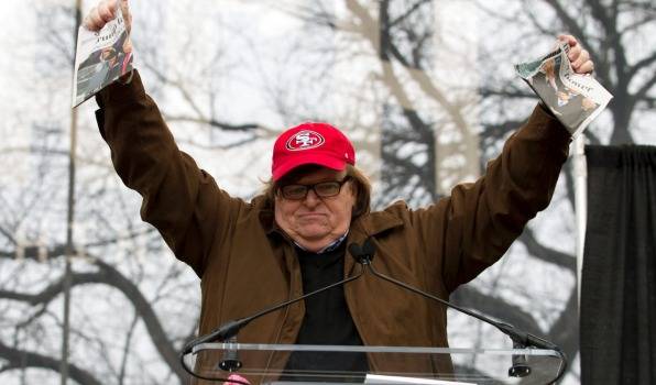 Michael Moore: Incontro, “Matteo Salvini è un razzista !”