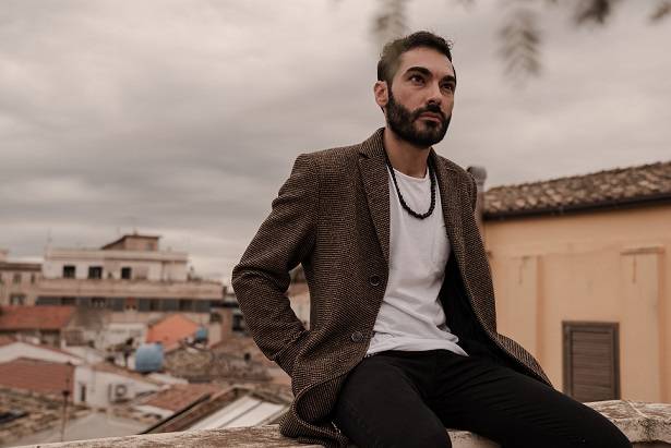 Modigliani: Il singolo d’esordio del cantautore sardo è “Canzoni Indie” article-post