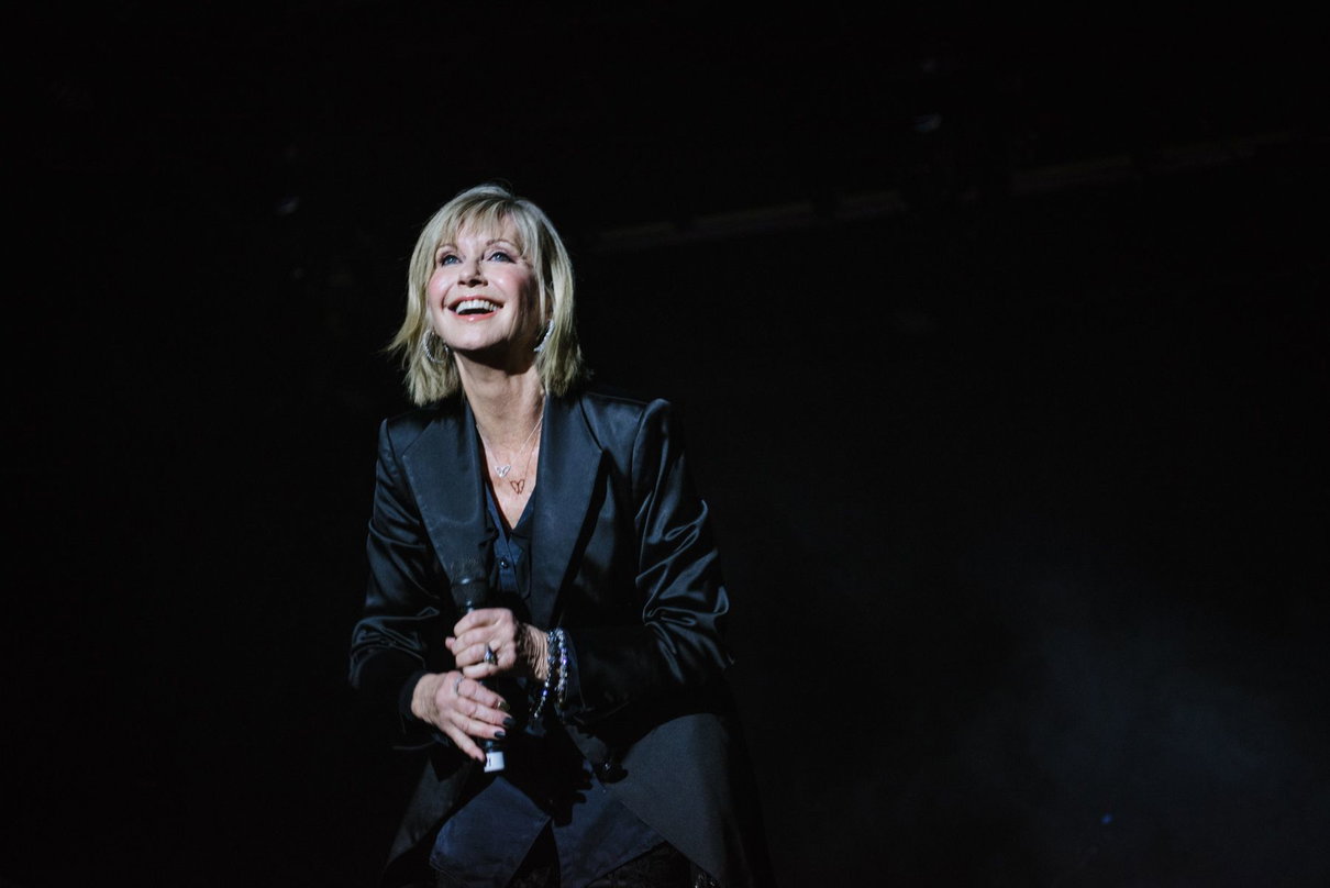«Olivia Newton-John ha poche settimane di vita a causa del cancro» article-post