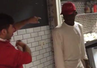 Il deodorante spruzzato sui lavoratori neri di un ristorante Rossopomodoro a Milano | VIDEO article-post