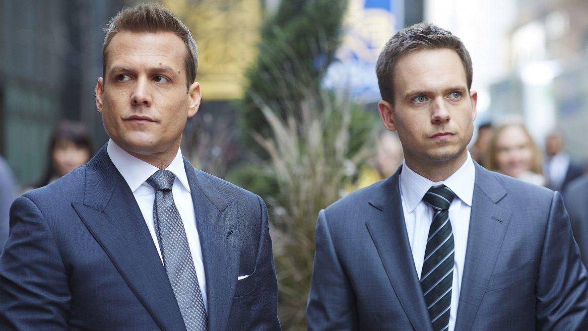 Suits: Mike Ross tornerà per il finale di serie? La parola a Patrick J. Adams article-post