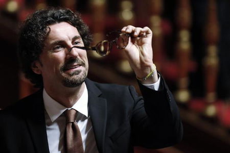 Toninelli scavalca Salvini e consegna il dossier TAV ai francesi article-post