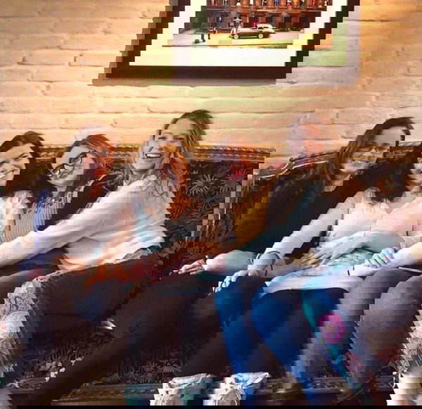 America Ferrera: La star di Ugly Betty  celebra la gravidanza con le sue amiche