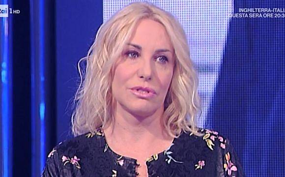 Antonella Clerici ricorda in lacrime Fabrizio Frizzi: “Non riesco a parlare da due giorni.”