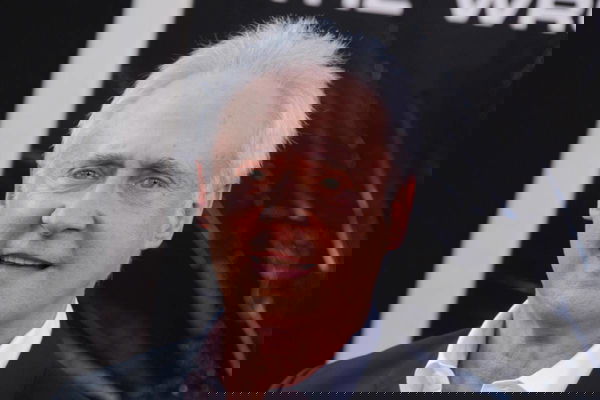 Supergirl 4: Brent Spiner interpreterà il nuovo vicepresidente degli Stati Uniti