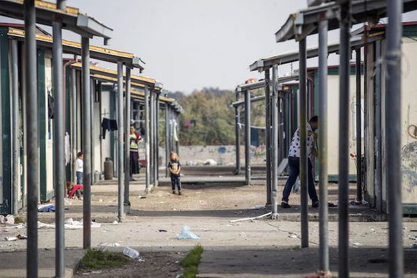 Case popolari ai rom, Virginia Raggi: «Fake news, esistono le graduatorie»