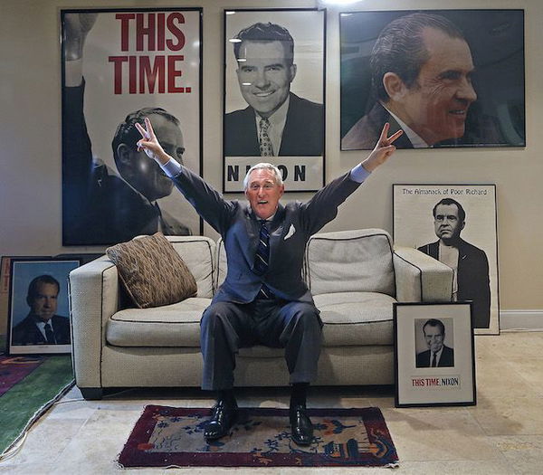 Chi è Roger Stone, il fedelissimo di Trump arrestato per il RussiaGate
