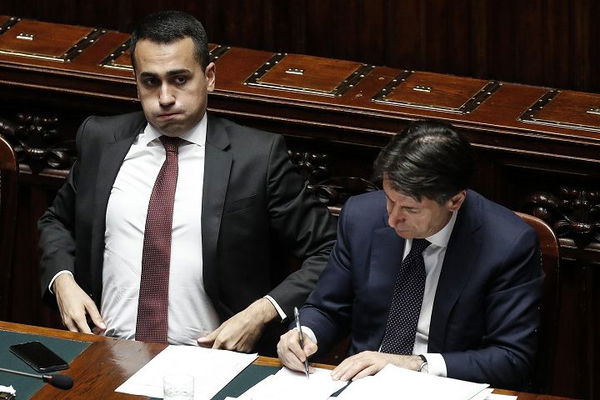Di Maio è preoccupato per la linea del M5S: «Sembriamo troppo di sinistra»