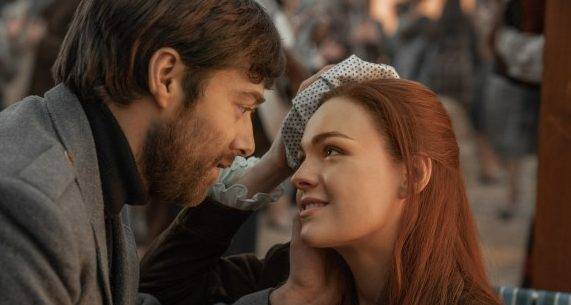 Outlander 4: Brianna e Roger nel loro rapporto intimo, sarà una montagna russa