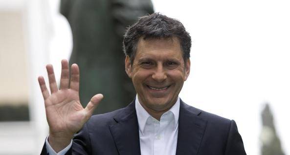 Fabrizio Frizzi: Alfonso Signorini rivela una terribile verità “Aveva tumori diffusissimi”