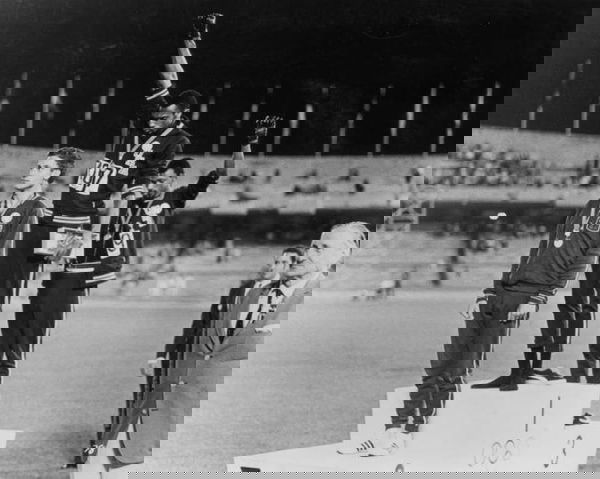 Il Saluto: Recensione, tre campioni contro l’odio razziale