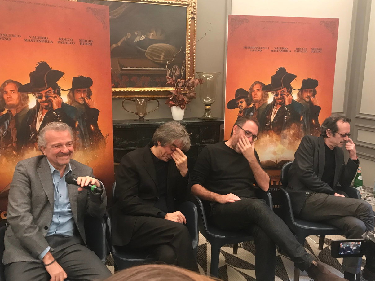 Moschettieri del Re: Veronesi e il cast presentano il film | VIDEO article-post