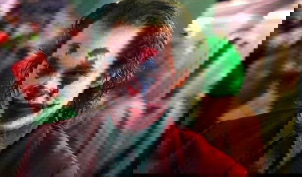 Joker, Todd Philips condivide una suggestiva foto di Joaquin Phoenix