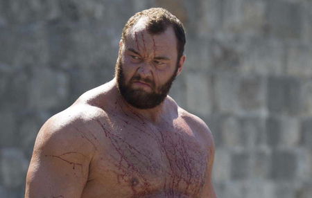 Game of Thrones: La “Montagna” Hafþór Júlíus Björnsson è l’uomo più forte del mondo | VIDEO article-post