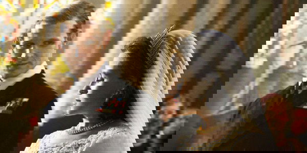 The Crown: Matt Smith parla del caso del salario di Claire Foy