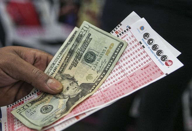 Usa, ruba a un amico il biglietto vincente della lotteria da 10 milioni di dollari: arrestato article-post