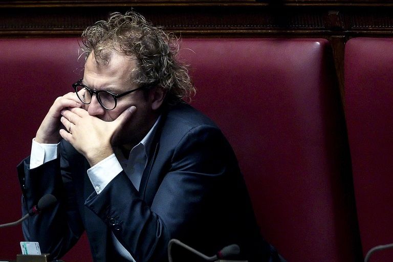 Il pm e l’incontro con Luca Lotti per favorire un socio di Tiziano Renzi article-post