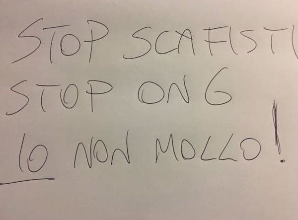 Conte vuole andare a prendere i migranti in aereo, Salvini risponde: «Mah»