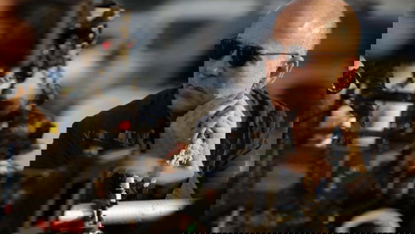 Napoli Velata: Ferzan Ozpetek anticipa i contenuti speciali dell’Home Video