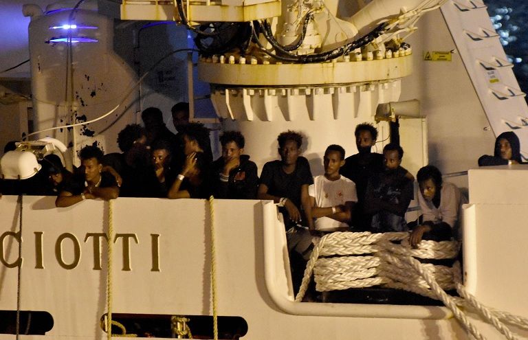 «I migranti della Diciotti sono in pericolo»: nei verbali c’è l’allarme ignorato da Salvini article-post
