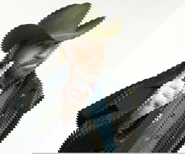 Chuck Norris si arrabbia sul serio: Denunciate CBS e Sony.