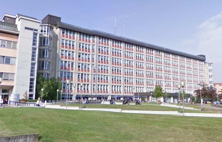 Vicenza, la madre getta a terra e uccide la figlia neonata, poi tenta il suicidio: arrestata article-post