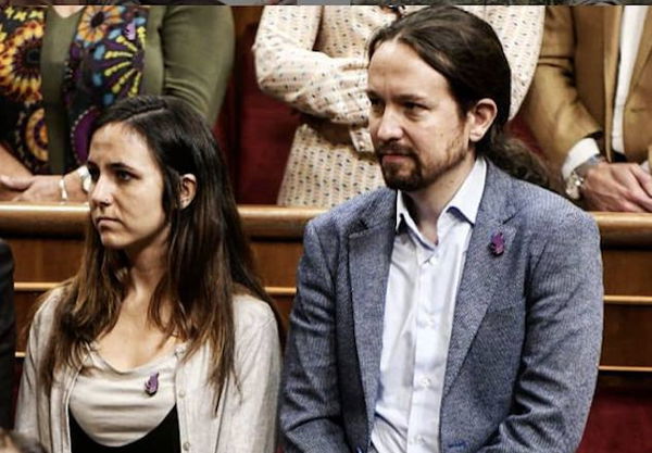 Pablo Iglesias resta a casa con i bambini, al partito ci pensa la compagna Irene Montero