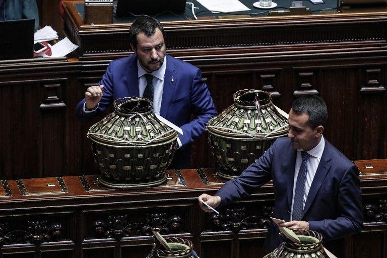 Matteo Salvini minaccia di non votare il reddito di cittadinanza