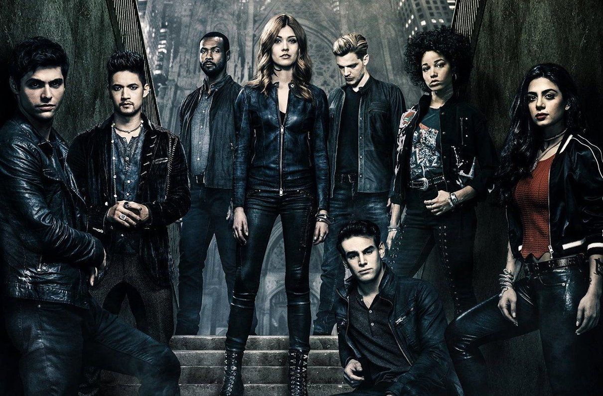 Shadowhunters: La serie terminerà dopo 3 stagioni, previsto finale di 2 ore article-post