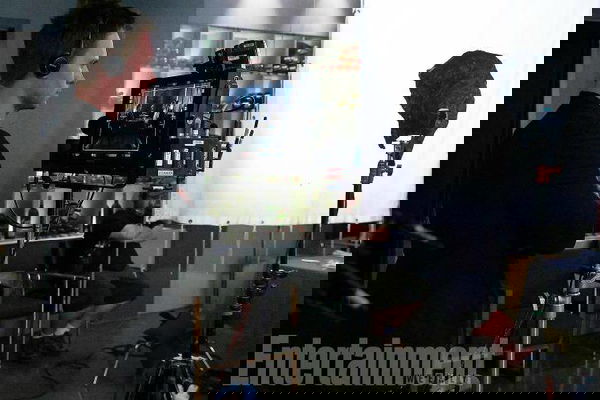 Suits 7: Harvey senza Mike, Batman senza Robin. Il commento di Patrick J. Adams