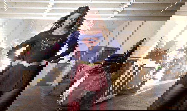 Supergirl 4: Uno dei nuovi membri del cast è stato sostituito