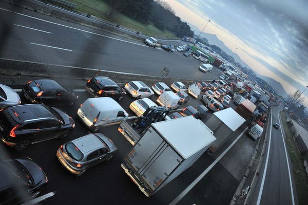 Sciopero dei casellanti nella giornata di esodo, ma non significa viaggiare gratis