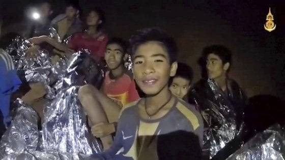 Il salvataggio dei giovani calciatori in Thailandia diventerà un film