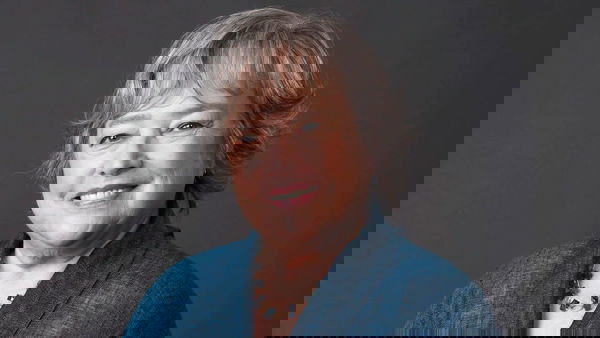 The Big Bang Theory: Kathy Bates sarà la madre di Amy