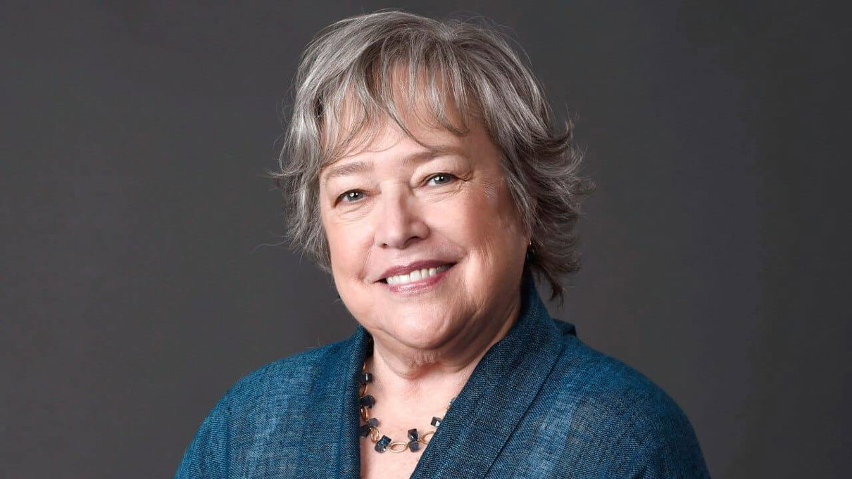 The Big Bang Theory: Kathy Bates sarà la madre di Amy article-post