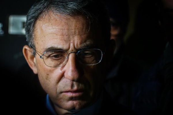 Trivelle, ancora scontri dentro al governo. Sergio Costa: «Io non firmo»