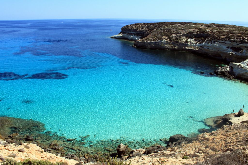 La riconoscete? È la spiaggia più bella d’Italia e la settima più bella al mondo article-post