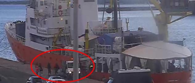 Non ci fu traffico illecito di rifiuti sulla nave umanitaria Aquarius article-post