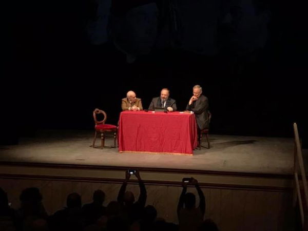 Brescello, Bertinotti e il vescovo Zuppi nella riedizione per millennials di Peppone e don Camillo