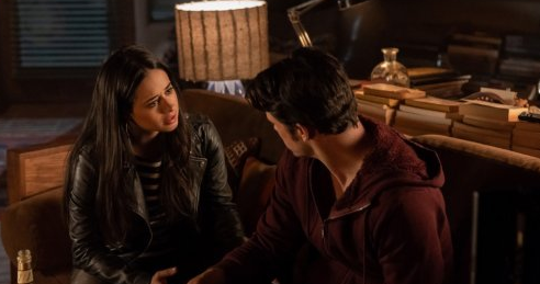 Roswell New Mexico 1×05 – Recensione: I misteri di Rosa vengono a galla