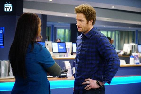 Chicago Med 4×16: Vecchie fiamme e nuovi problemi | VIDEO