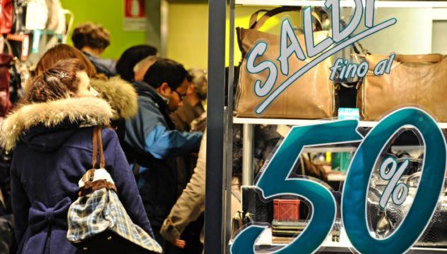 Chiusure domenicali dei negozi, deroga per 14 città