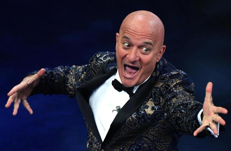 Bisio e il monologo che fa il verso a Salvini